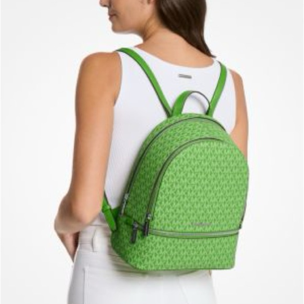 BNWT Michael Kors Rhea Medium Signature Logo Backpack